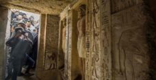 Egypt tomb: Saqqara ‘one of a kind’ discovery revealed