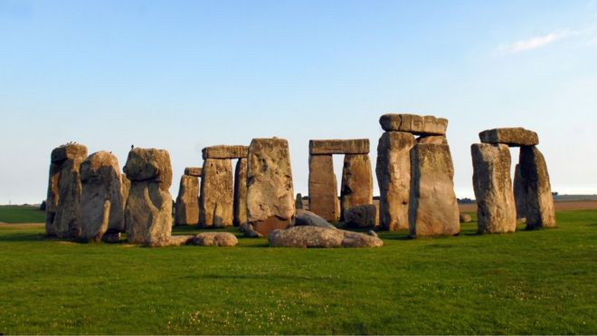 Stonehenge: DNA reveals origin of builders